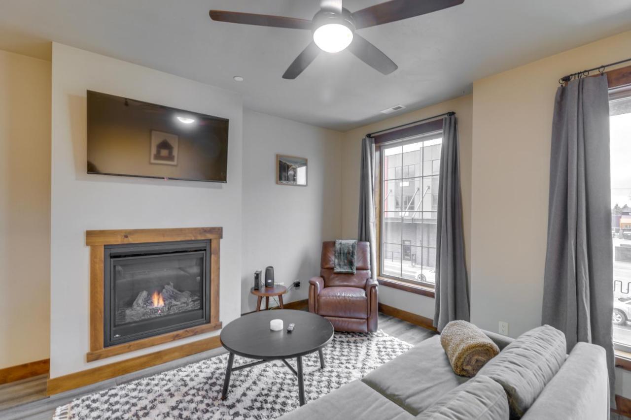 Downtown Columbia Falls Condo 16 Mi To Ski Resort Exterior photo