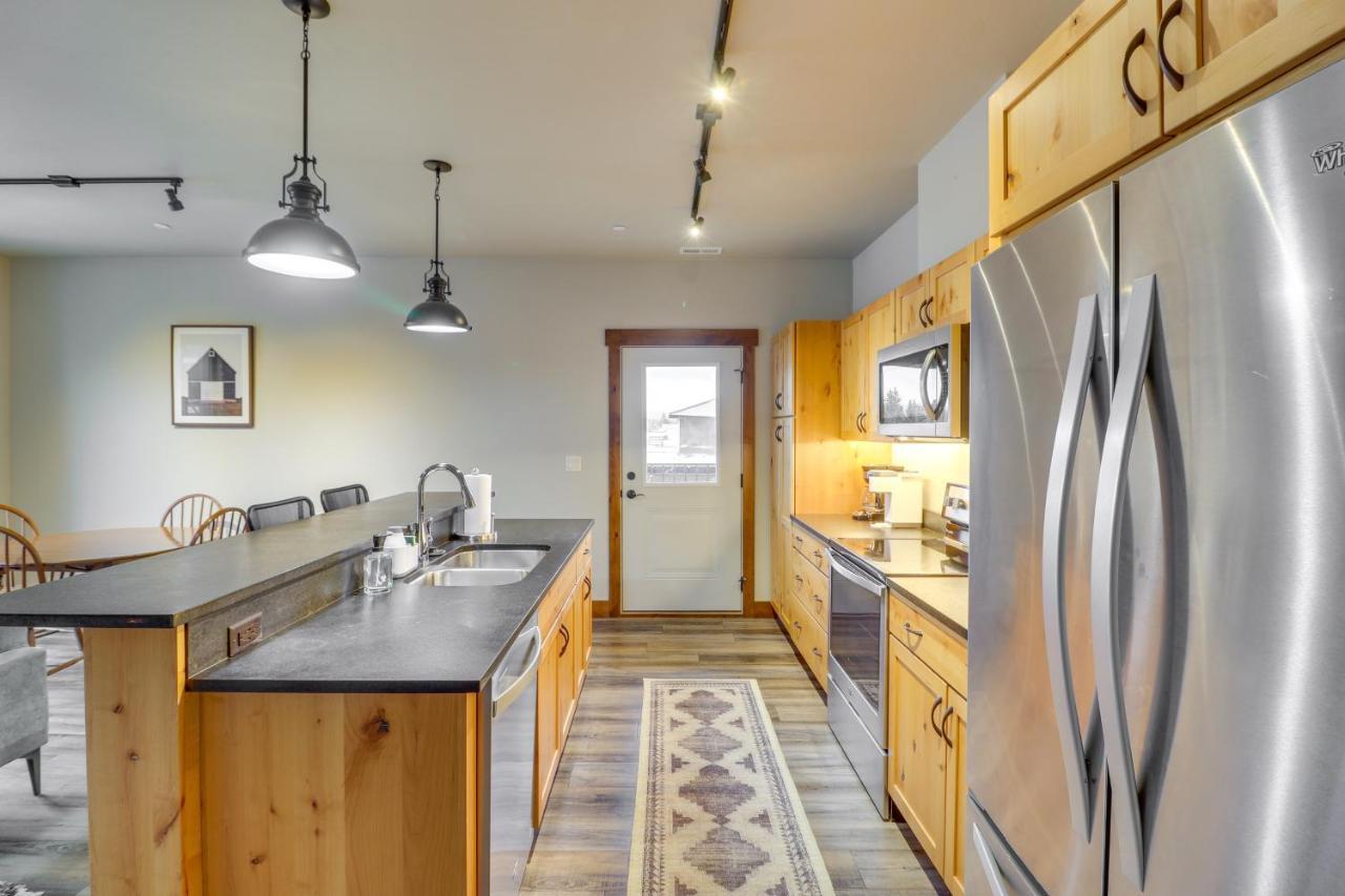 Downtown Columbia Falls Condo 16 Mi To Ski Resort Exterior photo